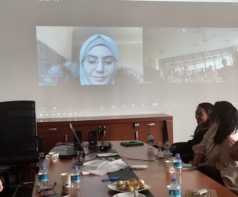 الجامعة الإسلامية تشارك في محاضرة حول التدويل والاستدامة في التعليم العالي تحت الحصار